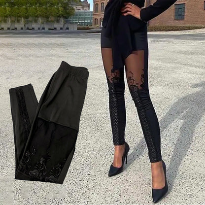Stijlvolle Zwarte Kanten Doorschijnende Legging voor Dames