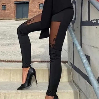 Stijlvolle Zwarte Kanten Doorschijnende Legging voor Dames