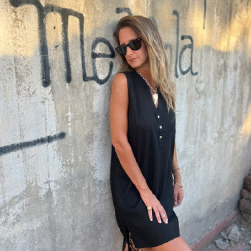 Mouwloze V-hals jurk met knoopsluiting voor dames